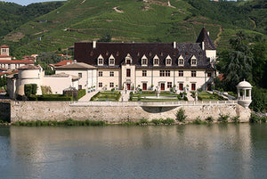 E. Guigal Château de Nalys - Grand Vin Chateauneuf du Pape Rouge 2016